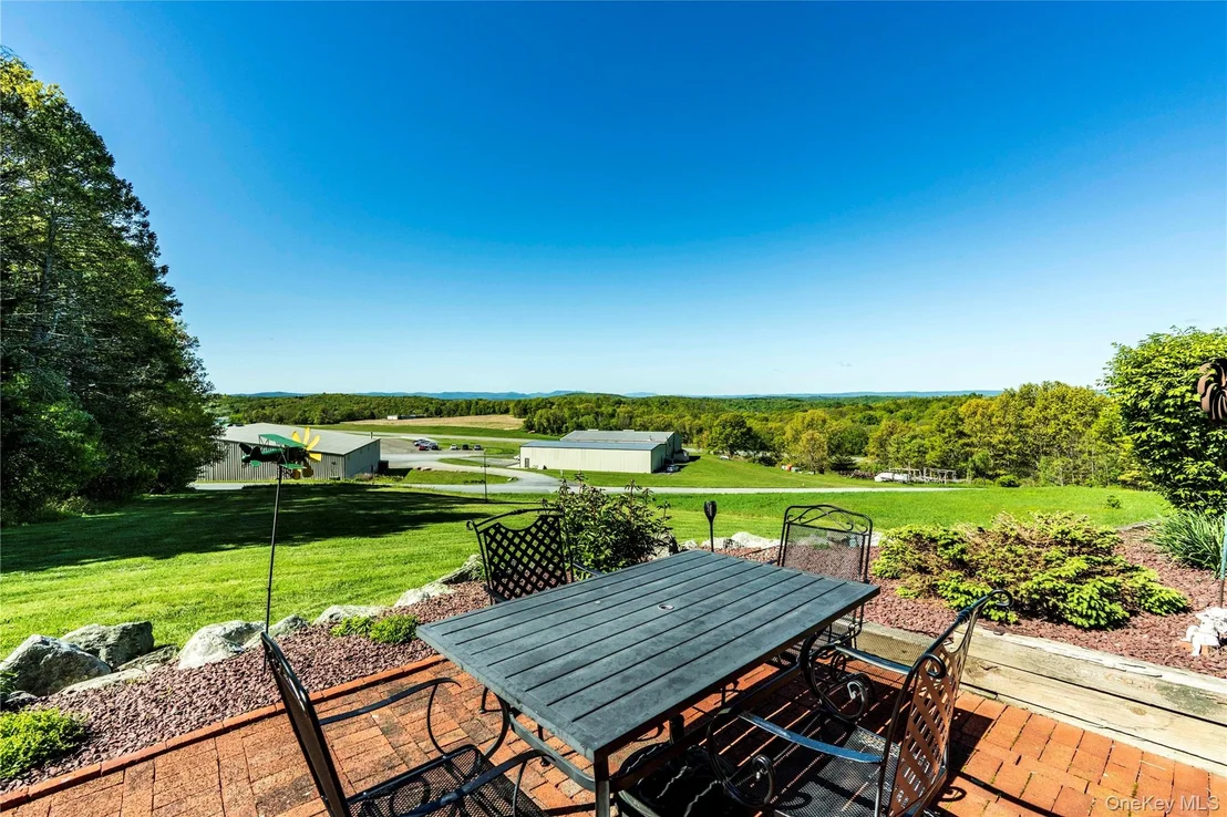Photo of 115 N Smith Road