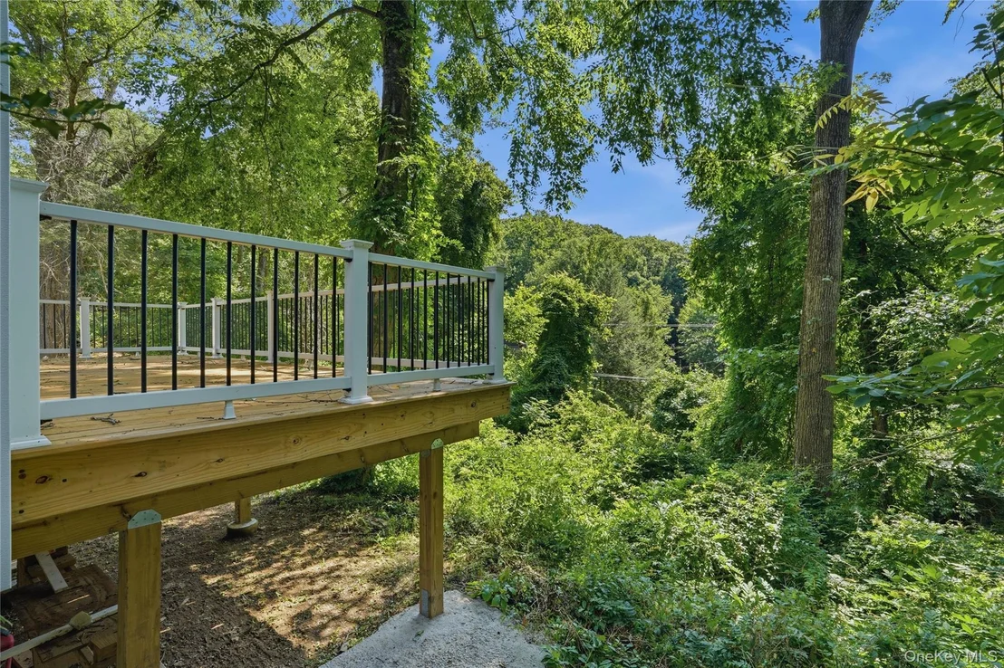Photo of 16 Cold Spring Road
