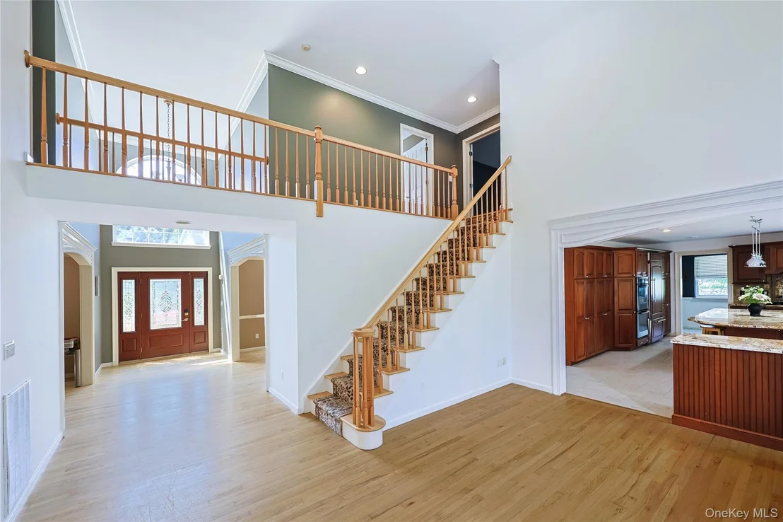 Photo of 1010 Pine View