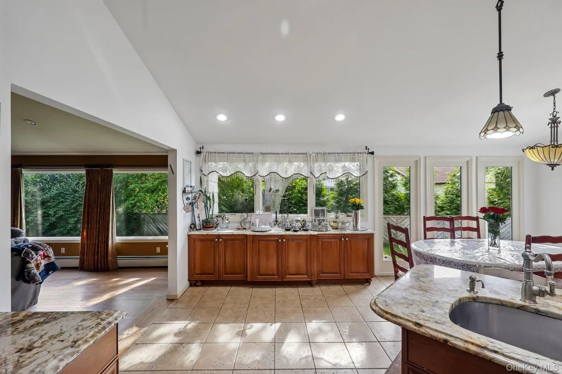 Photo of 1304 Harbor Road