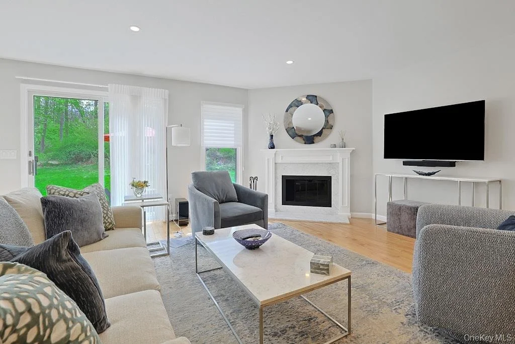 Photo of 1502 Regent Drive