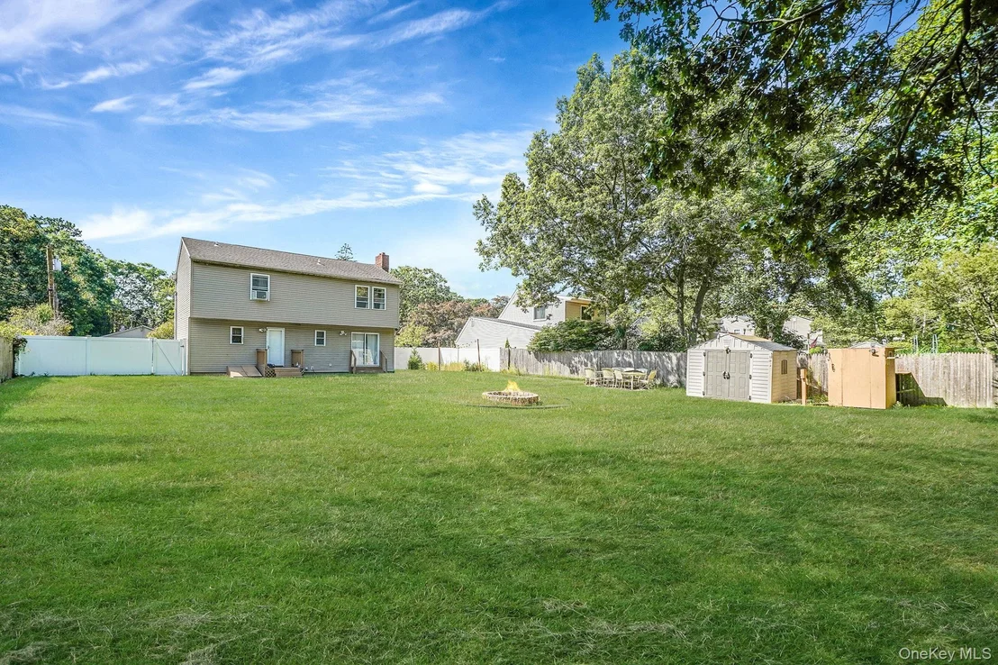 Photo of 35 Maple Avenue