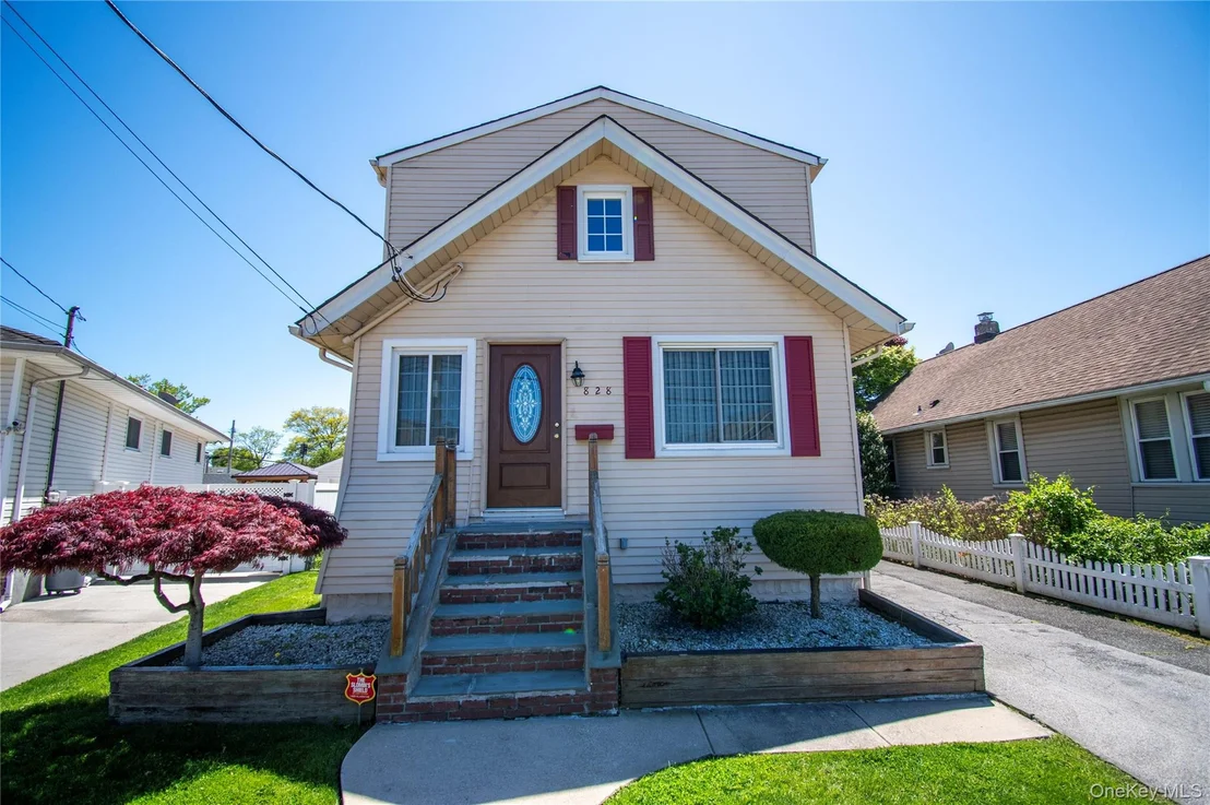 Photo of 828 Jefferson Street