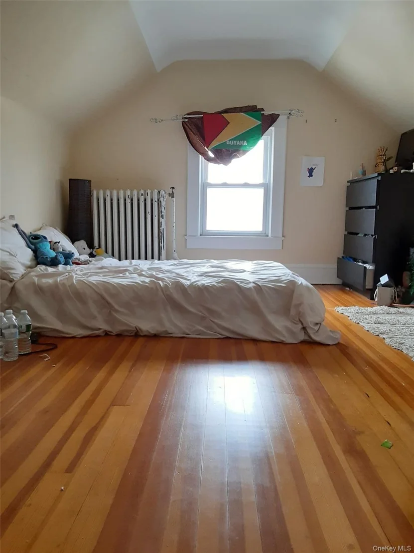 Photo of 91 Bedell Avenue