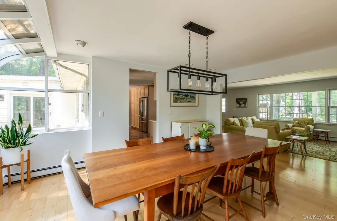 Photo of 44 Pleasant Ridge Drive