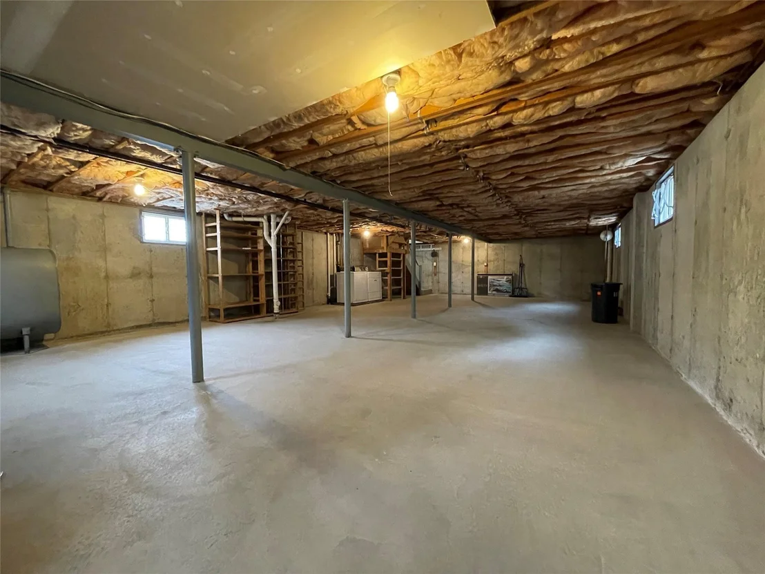 Photo of 1655 Lewis Road