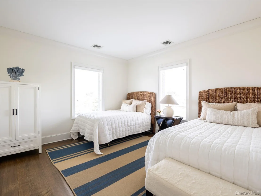 Photo of 40 Dune Road