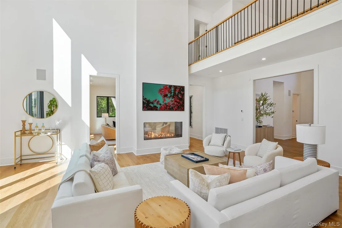 Photo of 11 Boxwood Lane