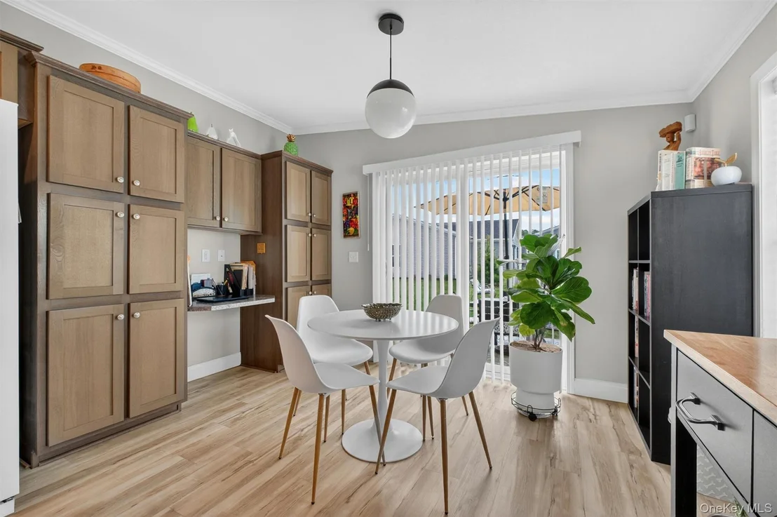 Photo of 10 Orlando Drive