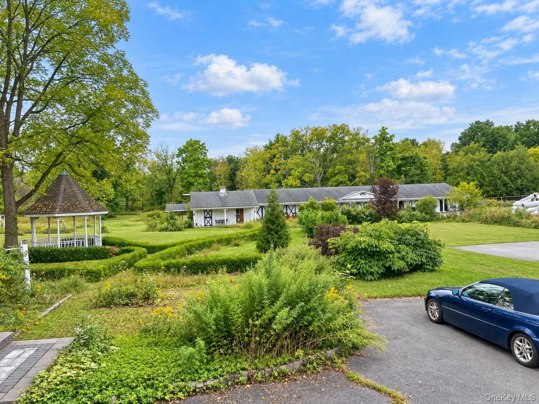 Photo of 39 Maple Avenue
