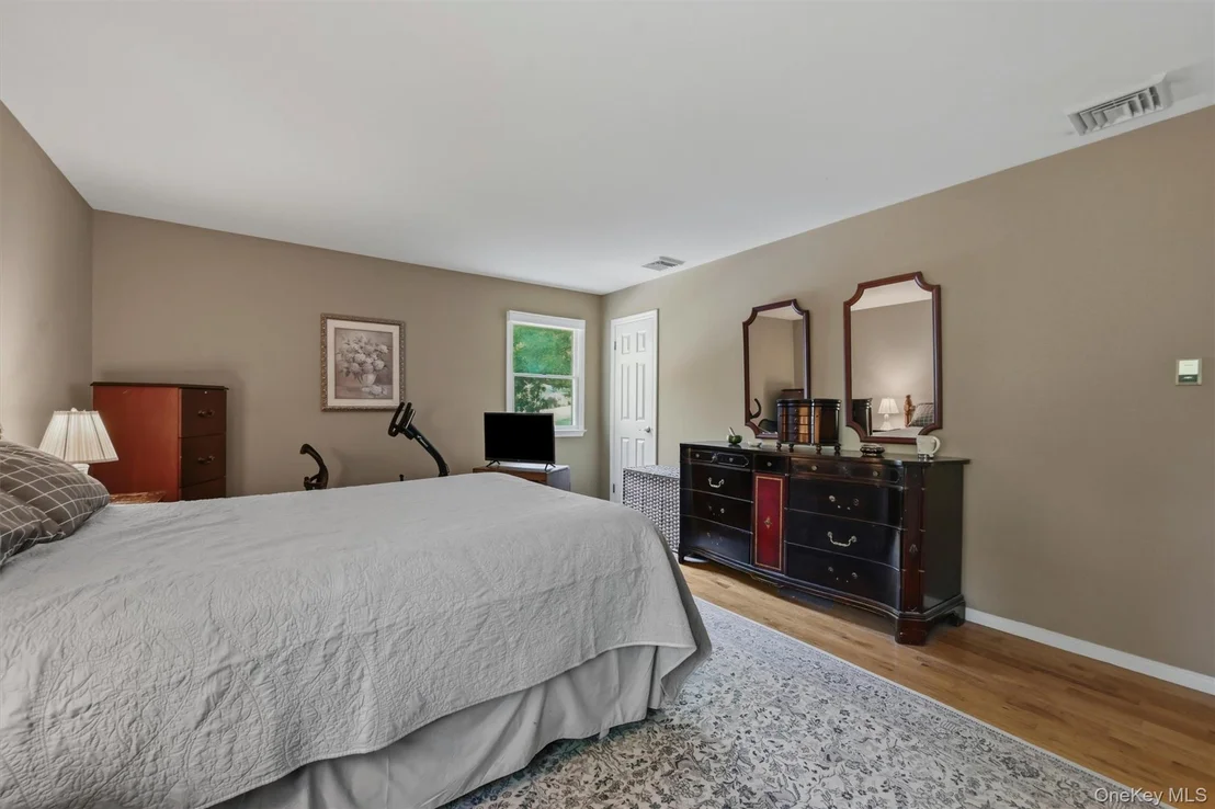 Photo of 24 Gregory Drive