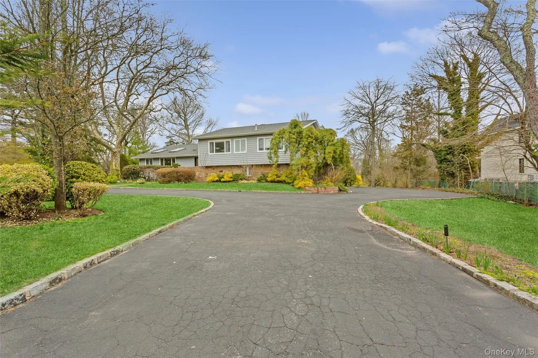 Photo of 230 Richards Lane
