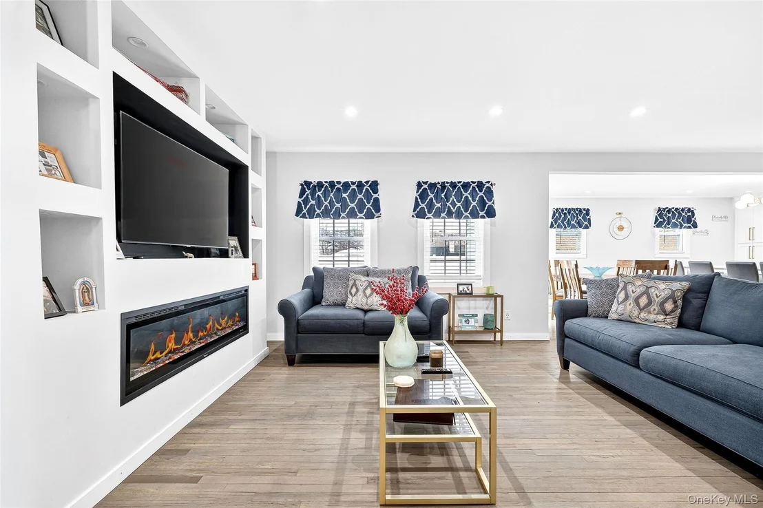 Photo of 53 Hazelton Road