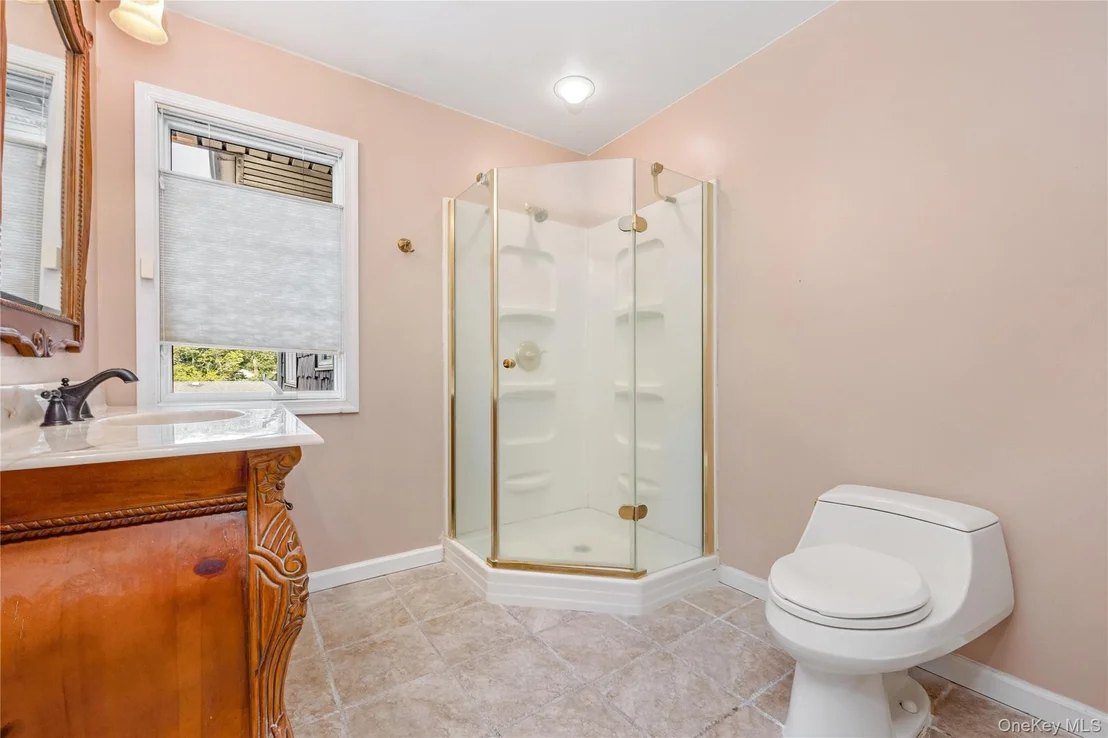 Photo of 1340 Spur Drive S