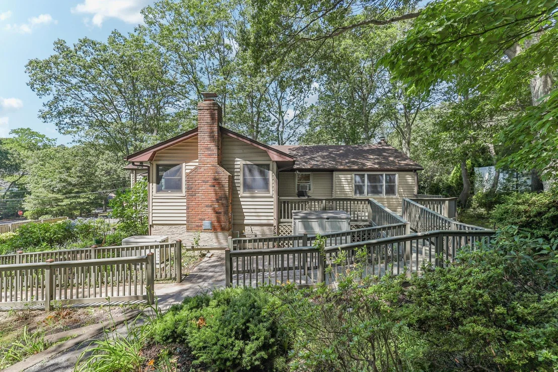 Photo of 65 Winston Drive