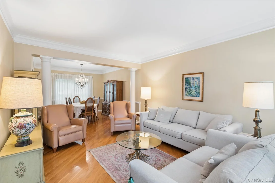Photo of 415 Vassar Place