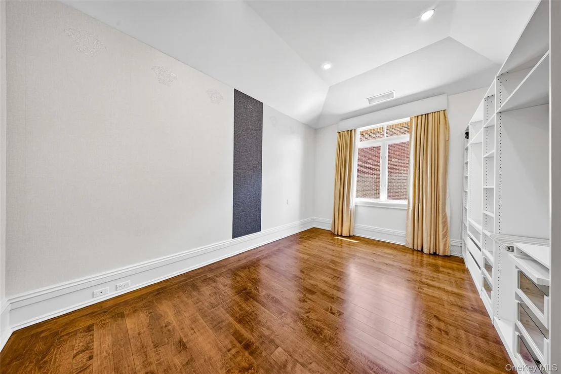 Photo of 17 North Drive