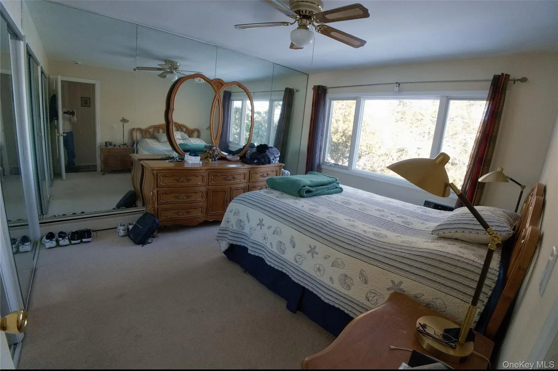 Photo of 215 Lakeside Trail