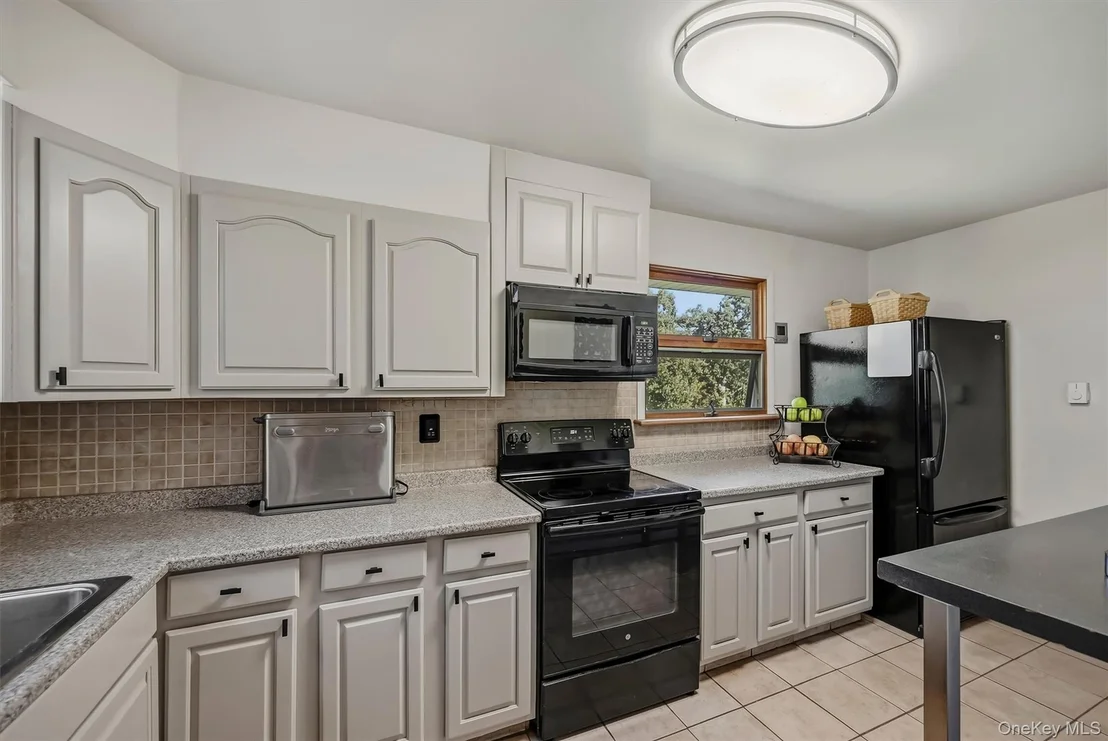 Photo of 39 Homer Drive