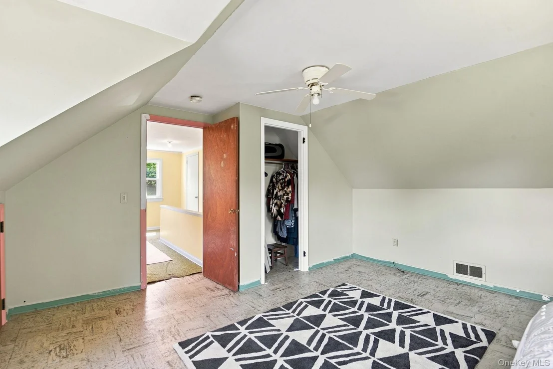 Photo of 9 Kinderhook Drive