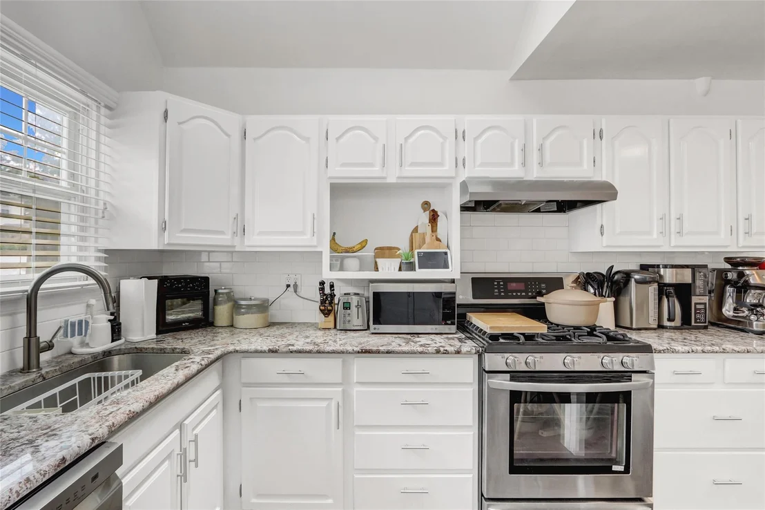 Photo of 180 Beebe Road