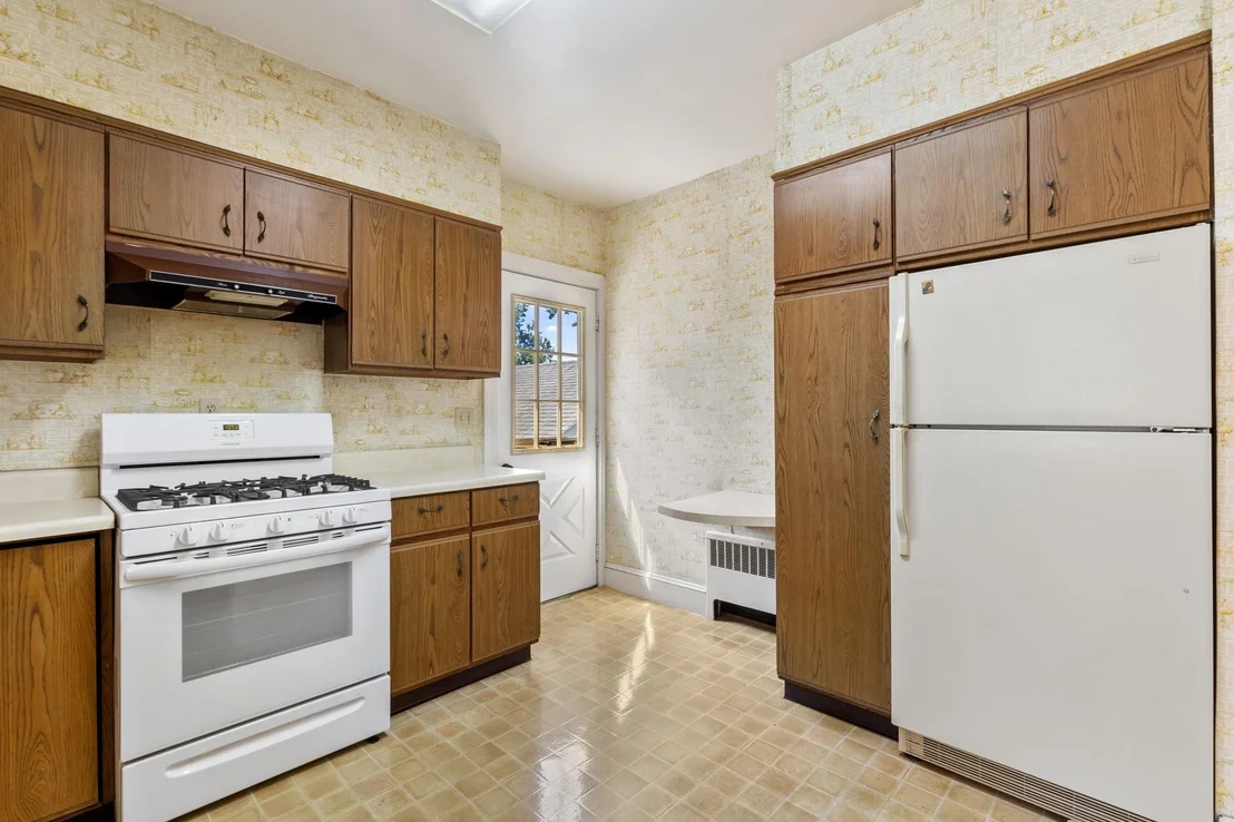 Photo of 98 Westlake Drive