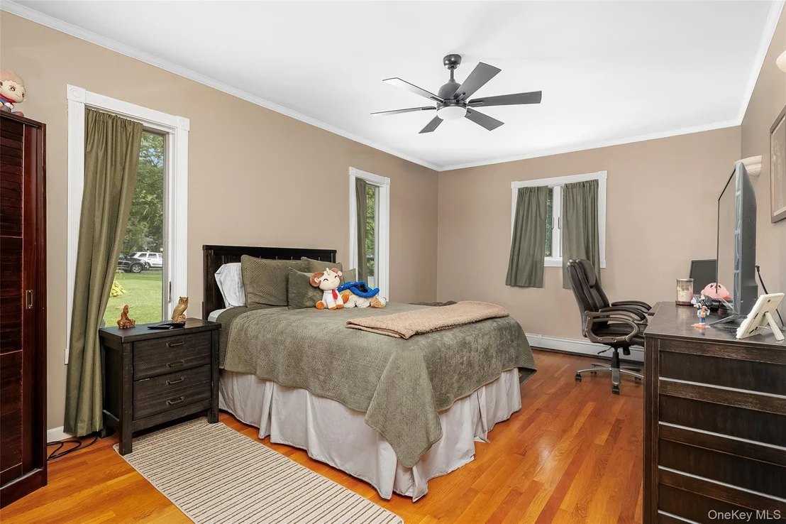 Photo of 44 Juniper Avenue