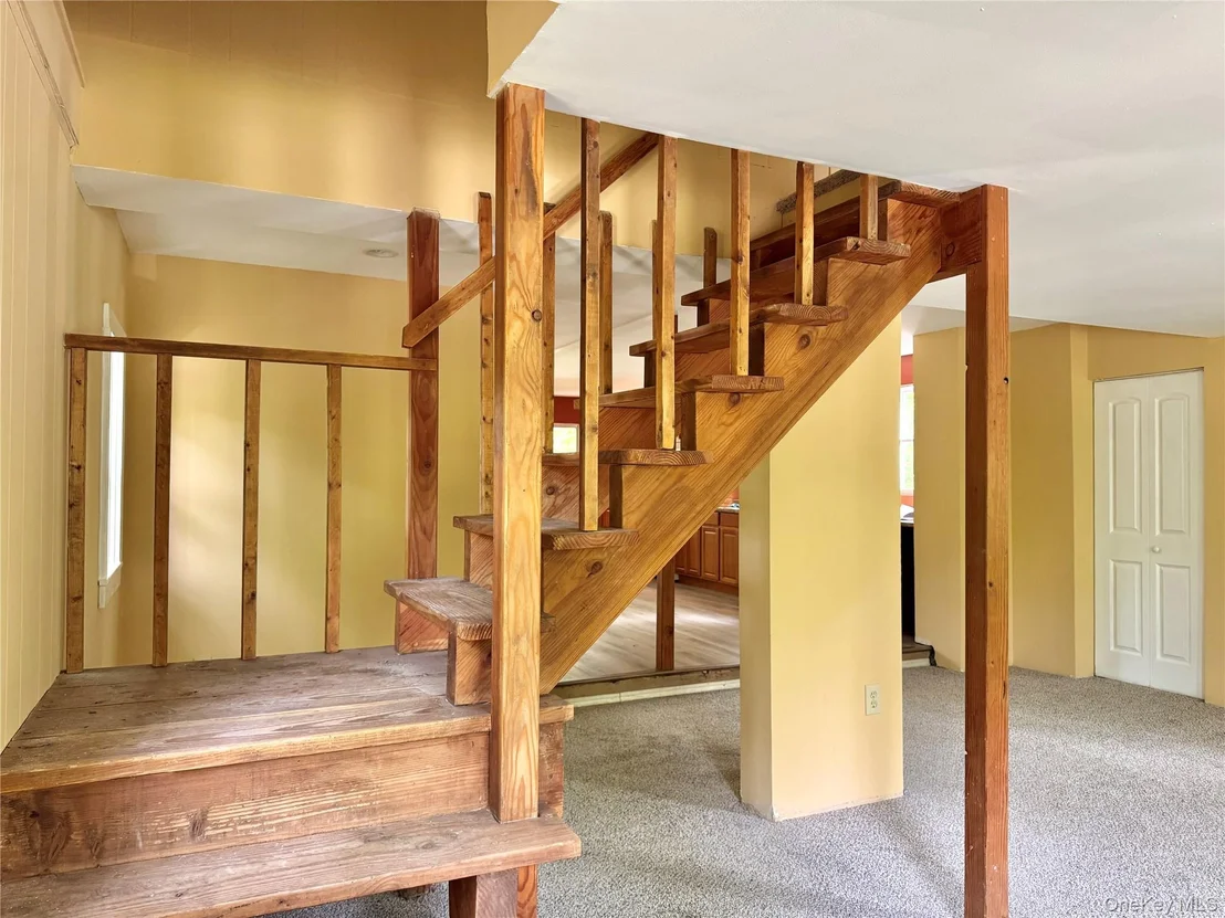 Photo of 608 Mountain Avenue