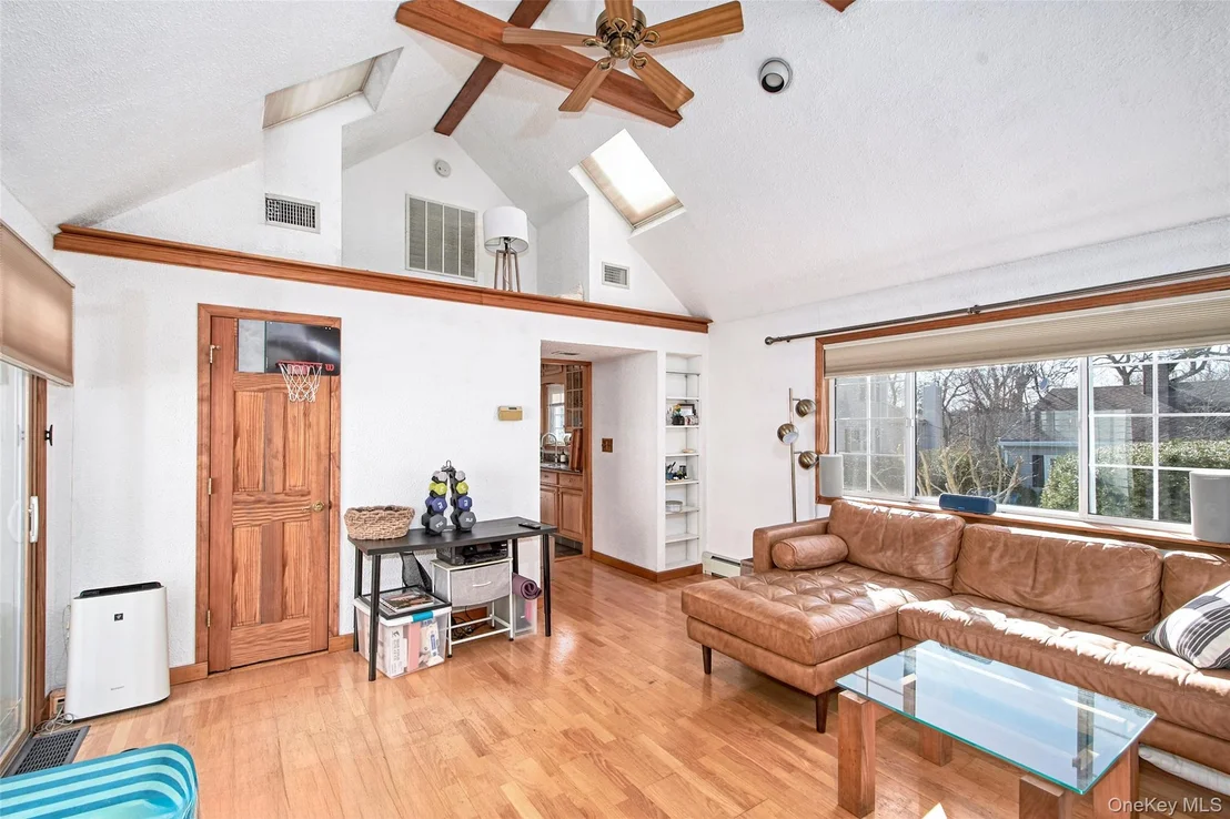 Photo of 22 Ridgeland Terrace
