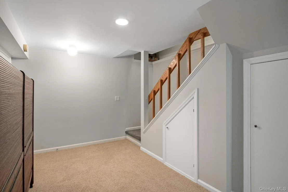 Photo of 707 Eagle Bay Drive