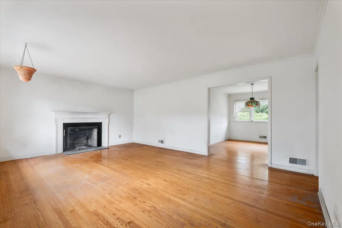 Photo of 7 Fountain Drive