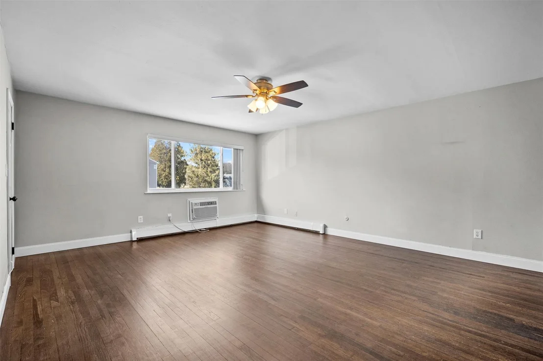 Photo of Unit B at 7 Fishkill Glen Drive