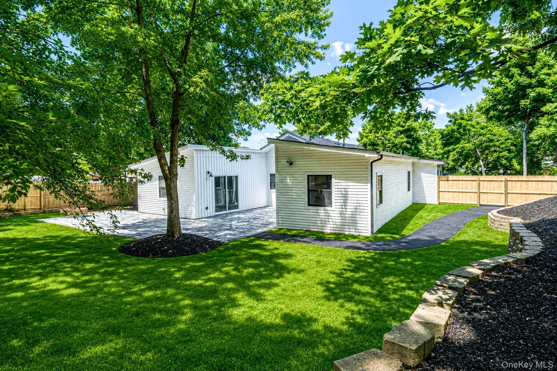 Photo of 30 Bradley Drive