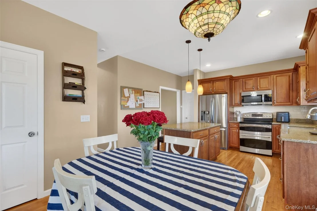 Photo of 72 Brookside Lane