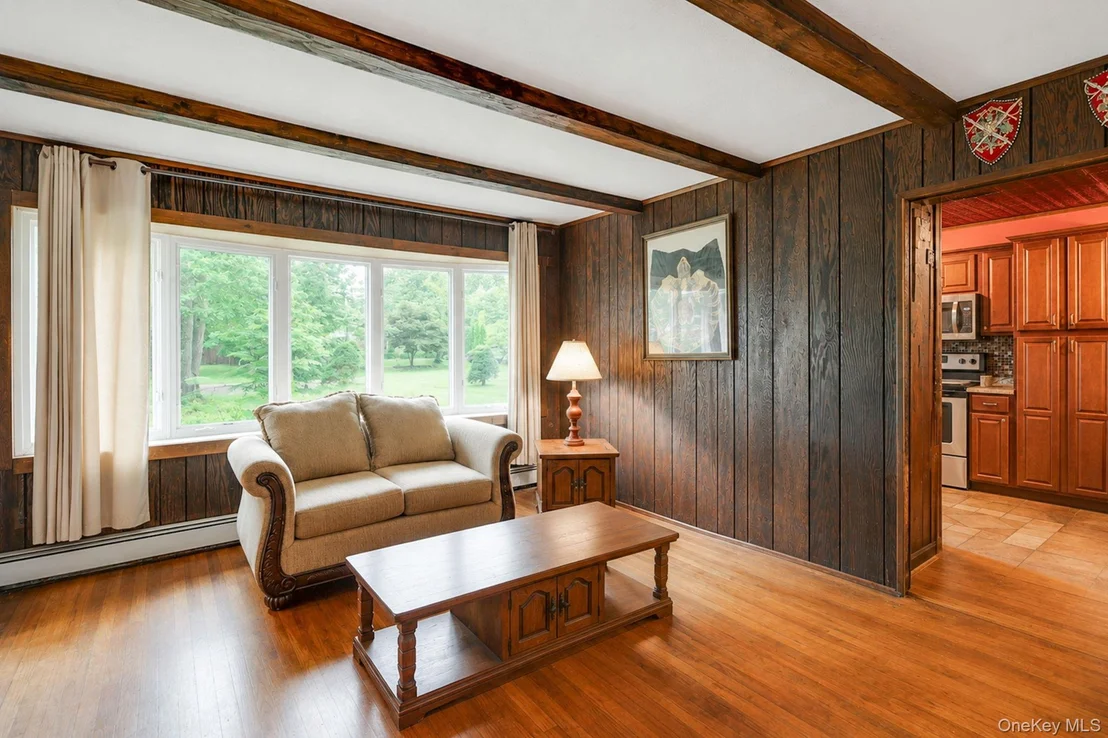 Photo of 287 Munsell Road