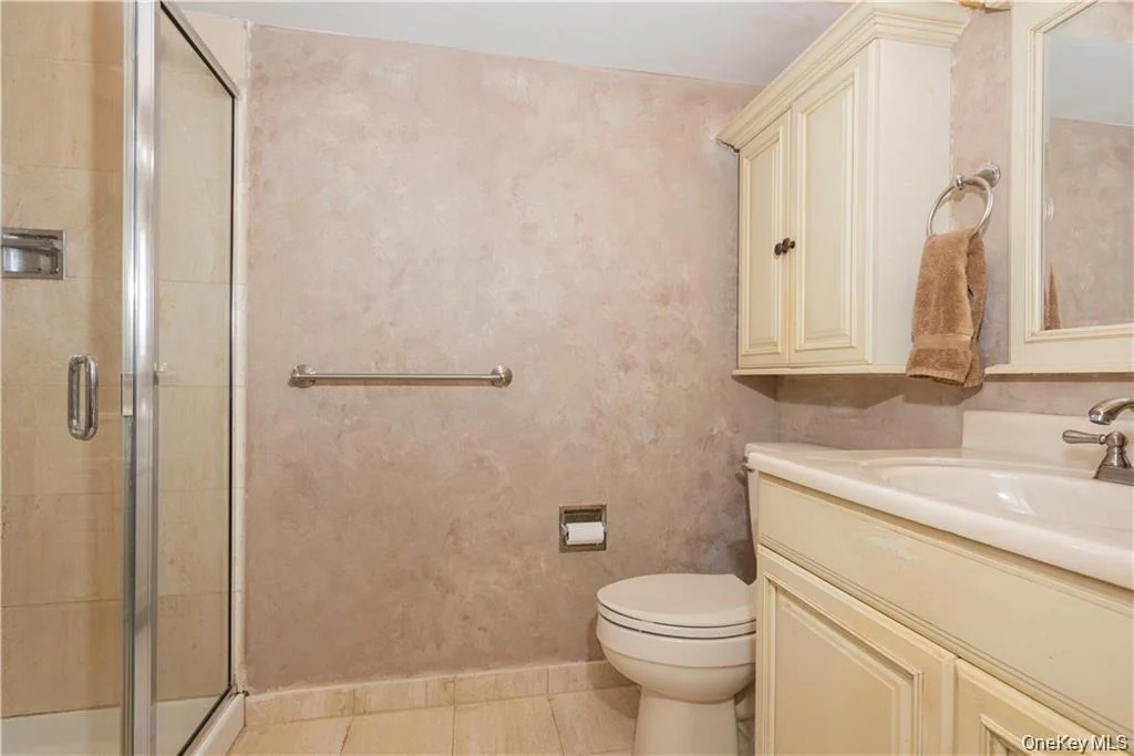 Photo of 40 Waterside Close