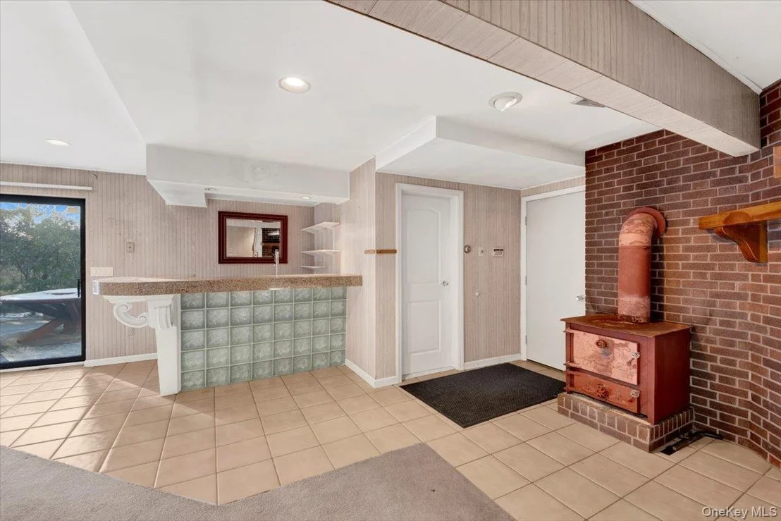 Photo of 747 Milltown Road
