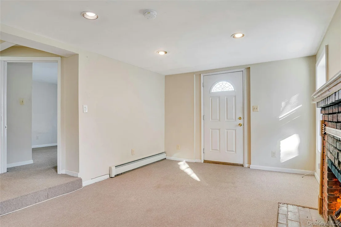 Photo of 669 East Drive