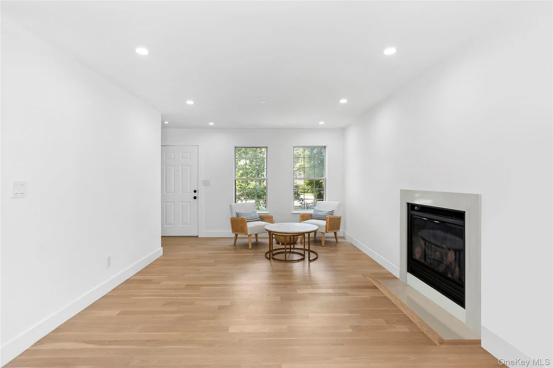 Photo of 13 Shore Road
