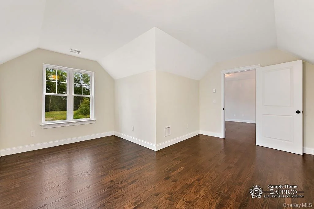 Photo of 11 Gracemere