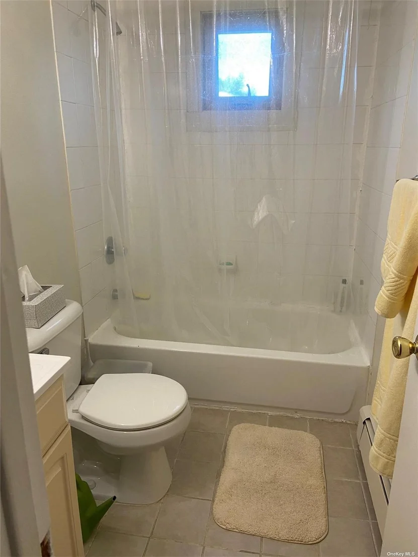 Photo of Unit 2B at 2417 Union Boulevard