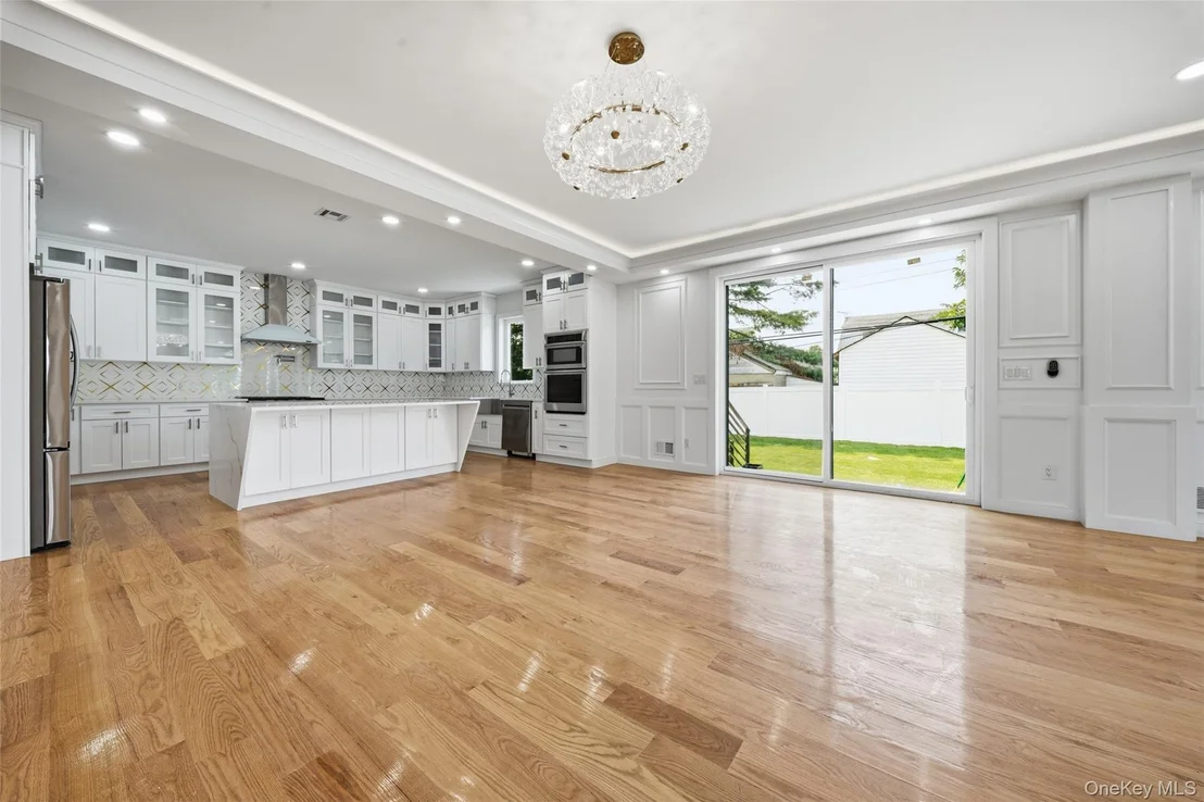 Photo of 387 Sherbourne Road