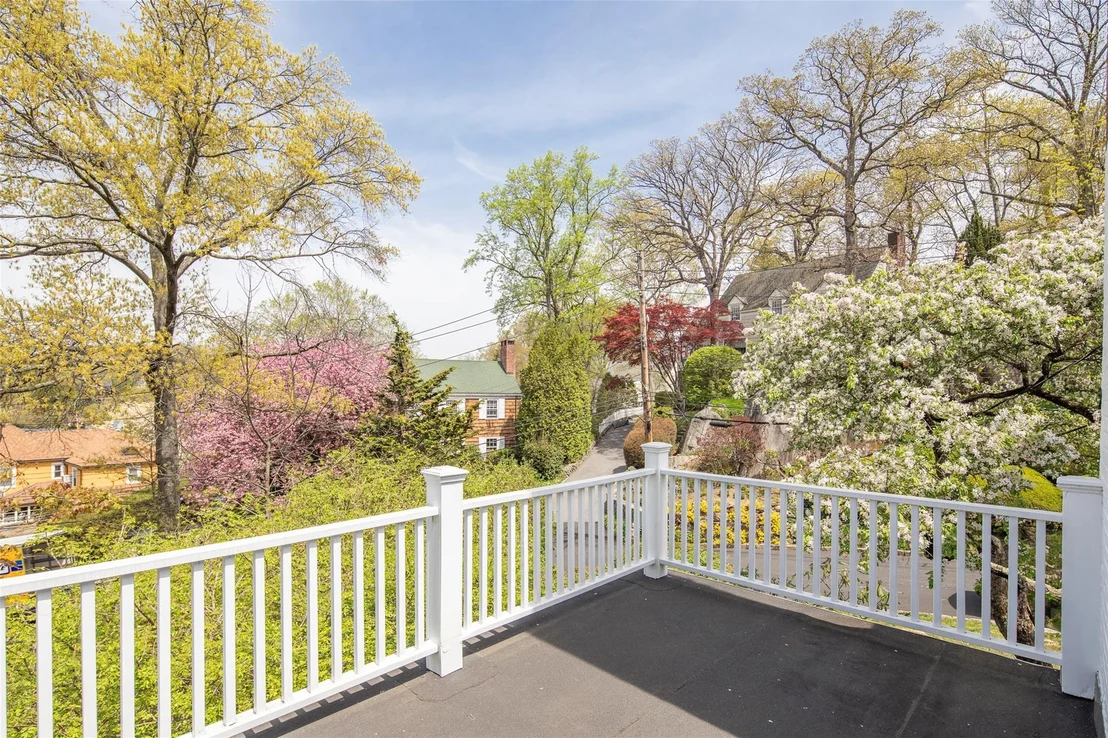 Photo of 8 Crows Nest Road