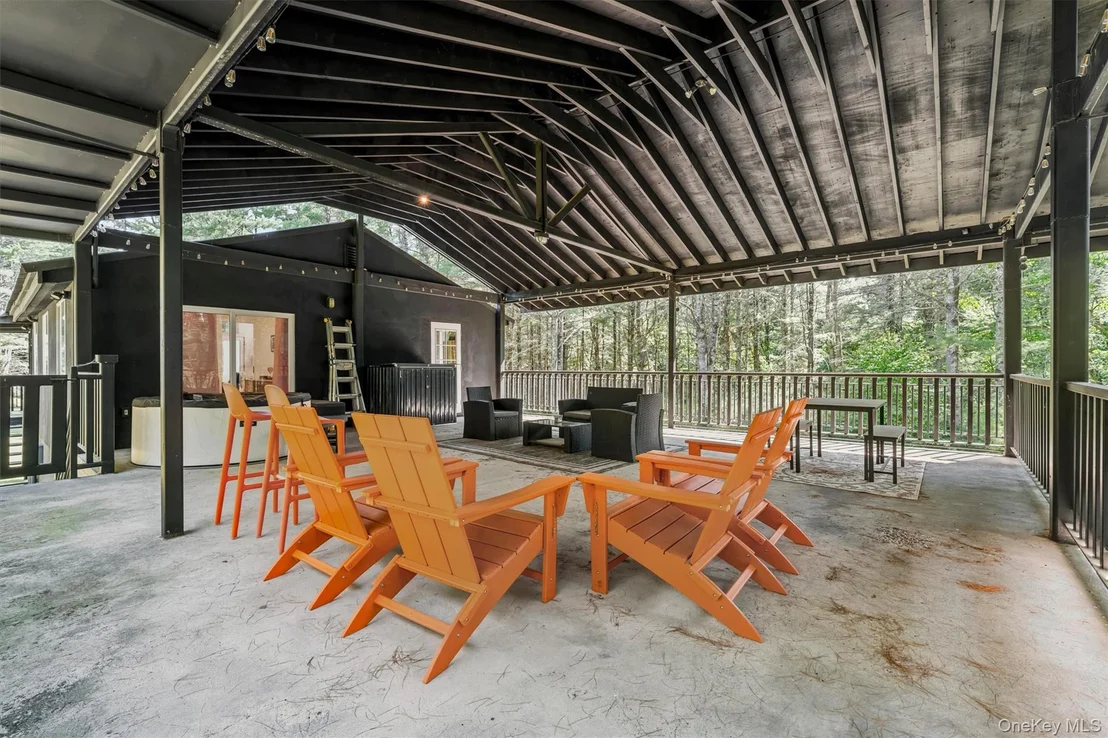 Photo of 165 Dexheimer Road
