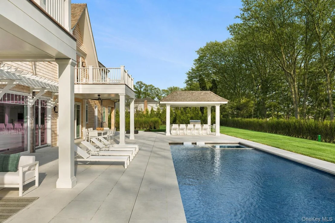 Photo of 171 Oneck Lane