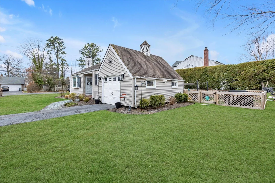 Photo of 6 Brookway