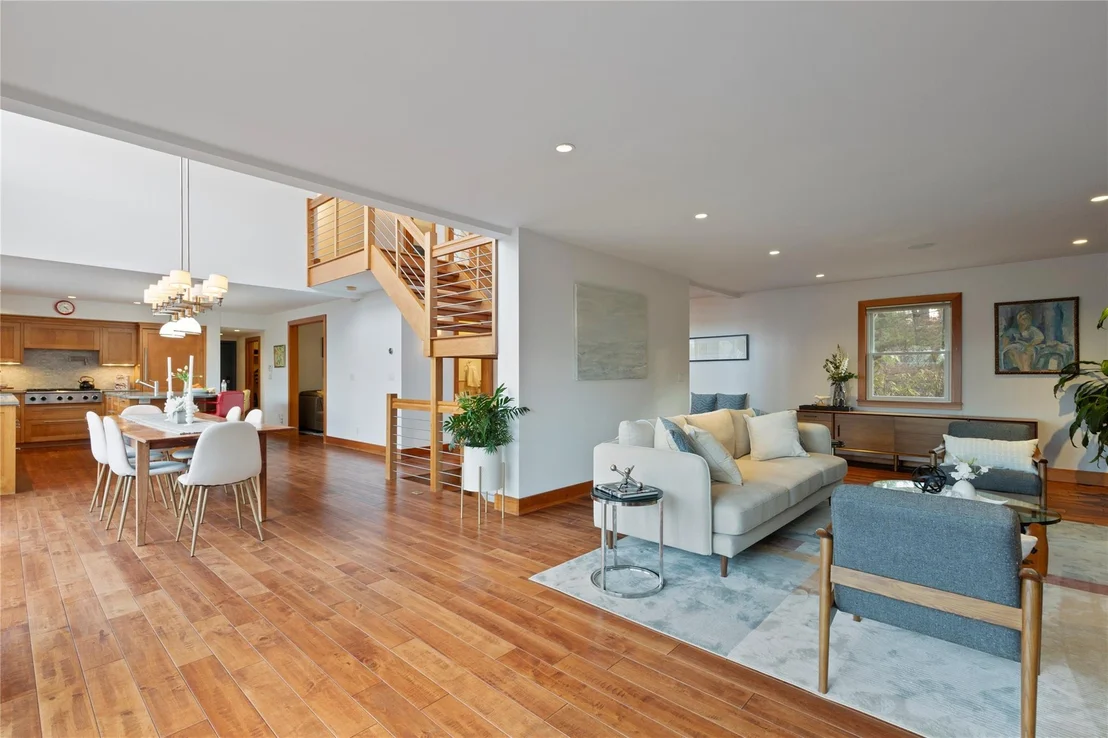 Photo of 44 Riverview Road
