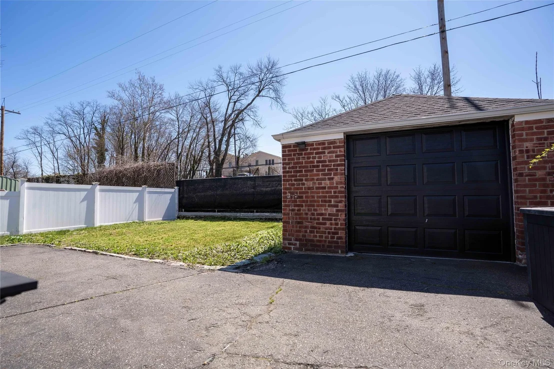 Photo of 22236 41st Road