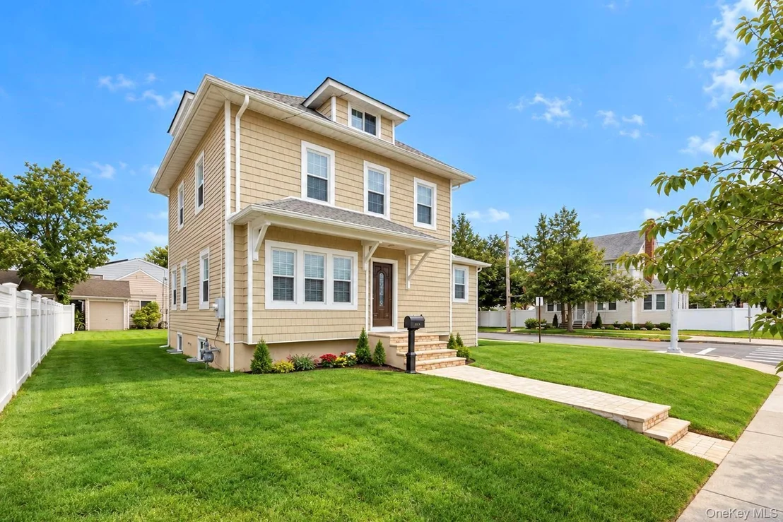 Photo of 236 Plainview Road