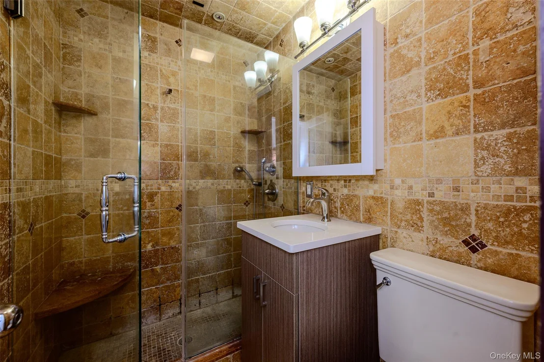 Photo of Unit 11 at 979 Oceanfront